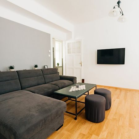 Mazuranic Square Apartment ザグレブ エクステリア 写真